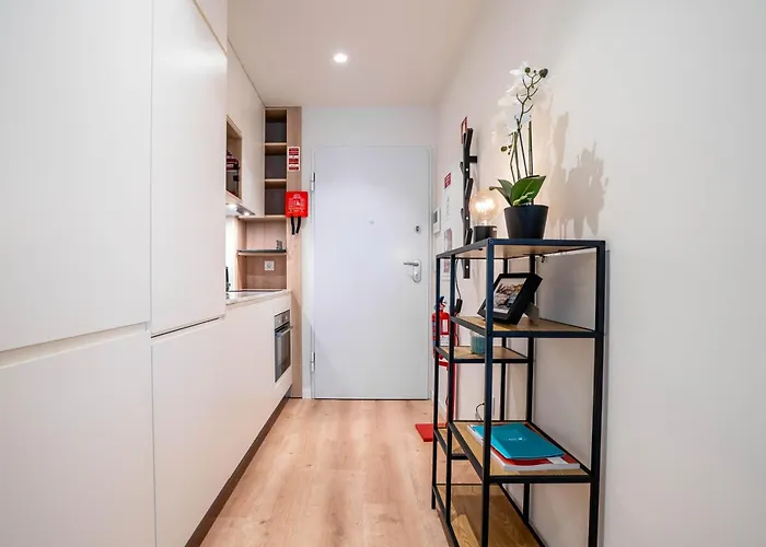 Trindade Bliss: 1br W/ Free Parking By Lovelystay Apartment Porto