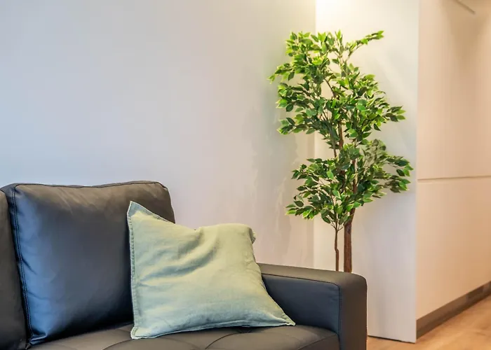 Trindade Bliss: 1br W/ Free Parking By Lovelystay Apartamento Porto