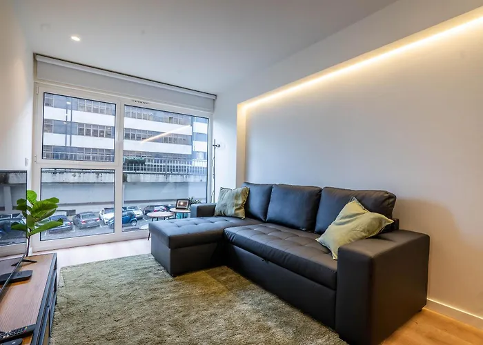 Apartamento Trindade Bliss: 1br W/ Free Parking By Lovelystay