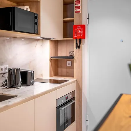 Trindade Bliss: 1br W/ Free Parking By Lovelystay