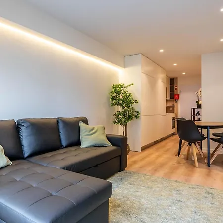 Trindade Bliss: 1br W/ Free Parking By Lovelystay Apartment *